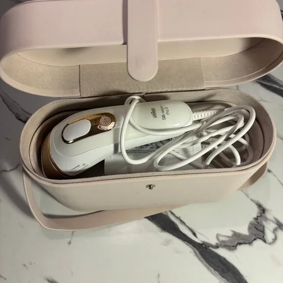 Braun Silk·expert Pro 5 IPL Hair Removal System – With Case & Attachments - Picture 1 of 2